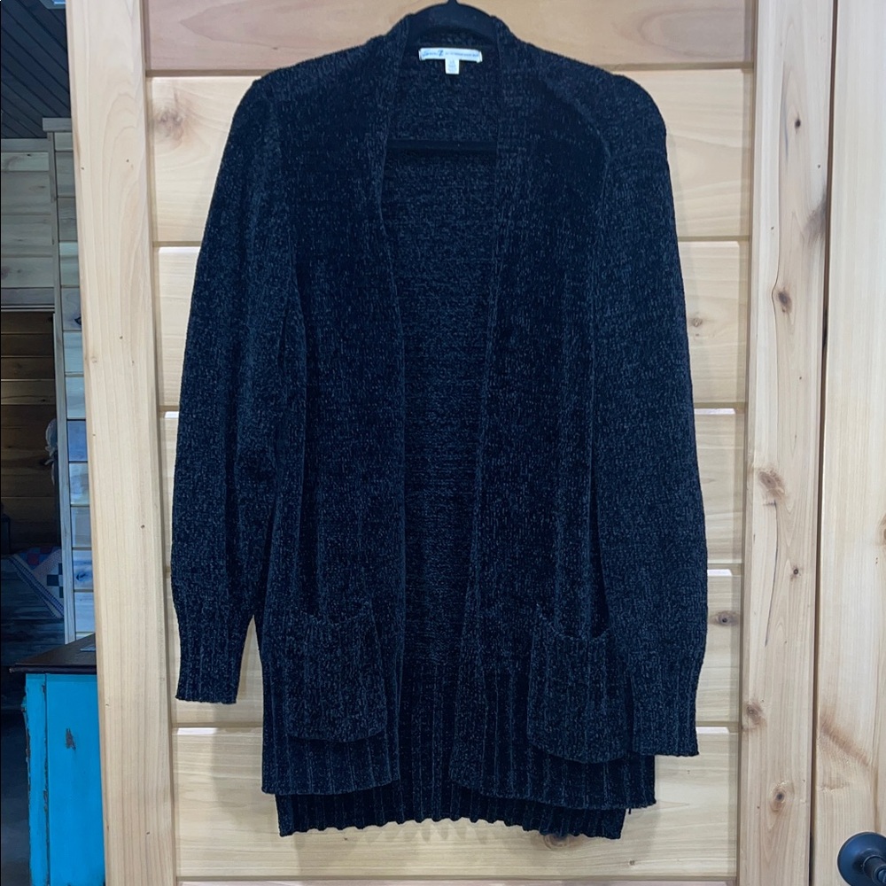Seven7 Women's Black Open-Front Cardigan